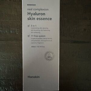 Hyaluron Skin Essence 300ml/0.14 fl oz